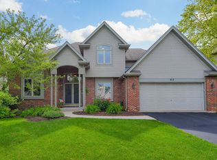 62 N Forestview Ln, Aurora, IL 60502