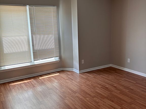 5th image of 7332 Rose Terrace Ct #17