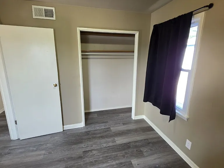 4839 W Lynndale Ave — Photo 7
