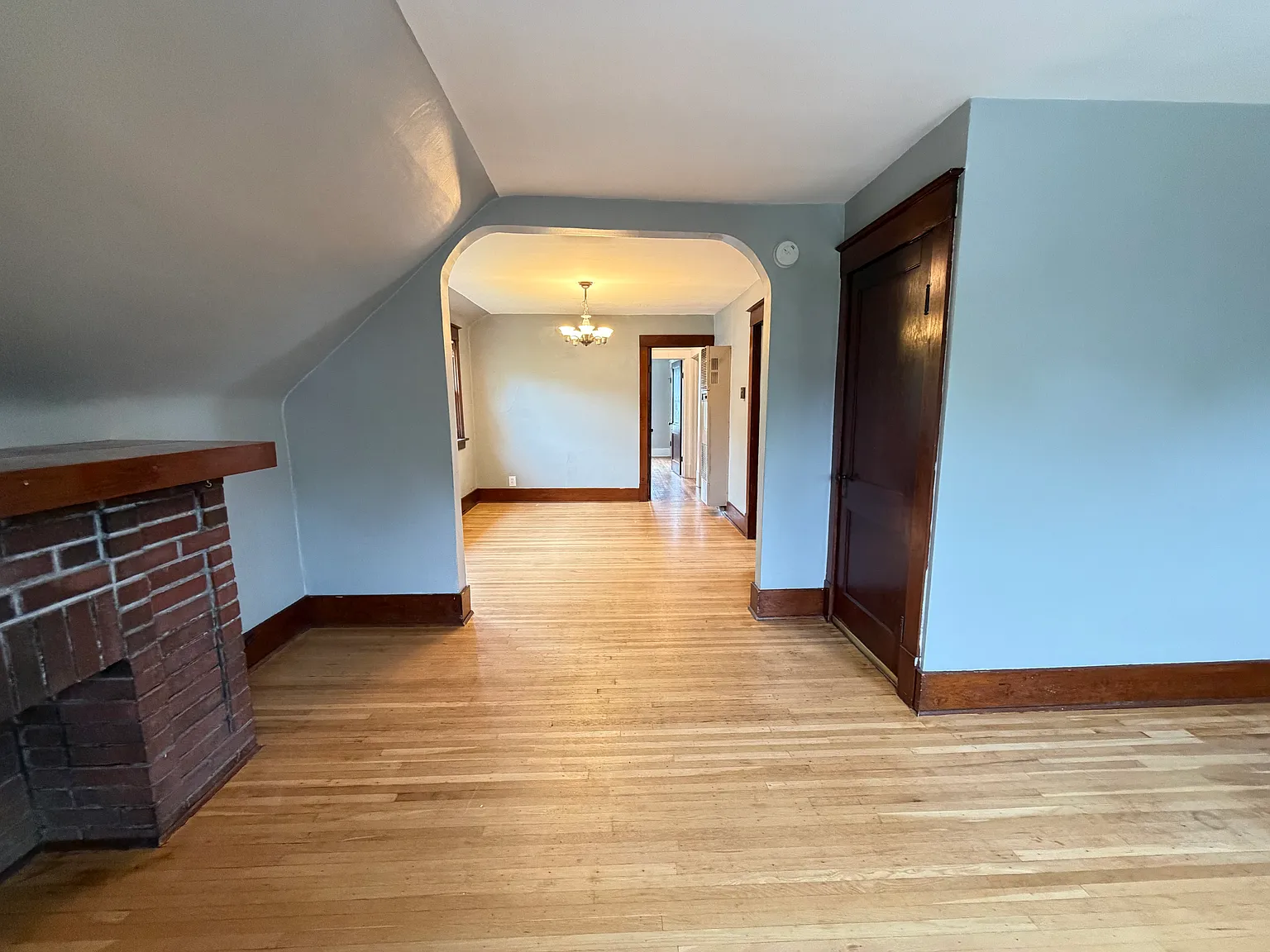 2 bed, 707 sqft, $1,400 — Photo 4