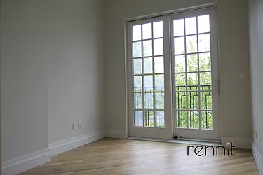 Rented by Rennit Inc.