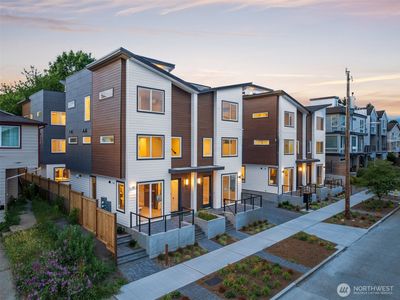 1746 B NW 62nd Street, Seattle, WA, 98107