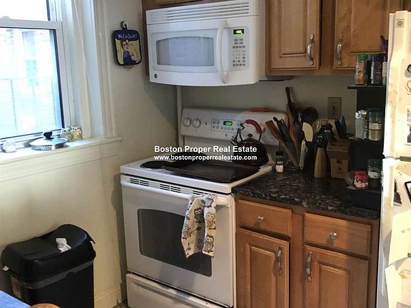 109 Queensberry St. #8 Boston - Fenway Unit Photo 2