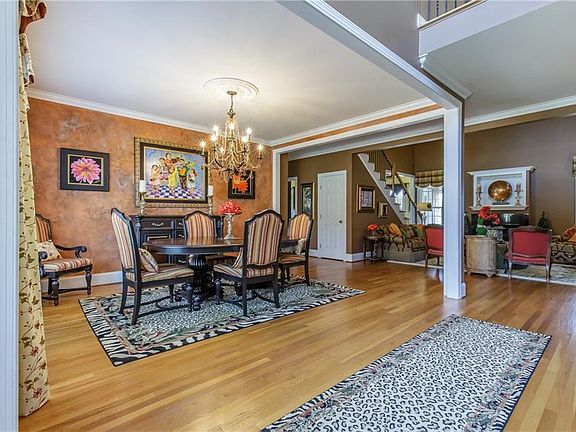 4th image of 6019 Windsor Cir