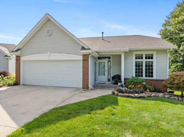 774 Holly Creek Dr, Holland, MI 49423