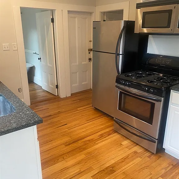 31 Prospect St #3 — Photo 9