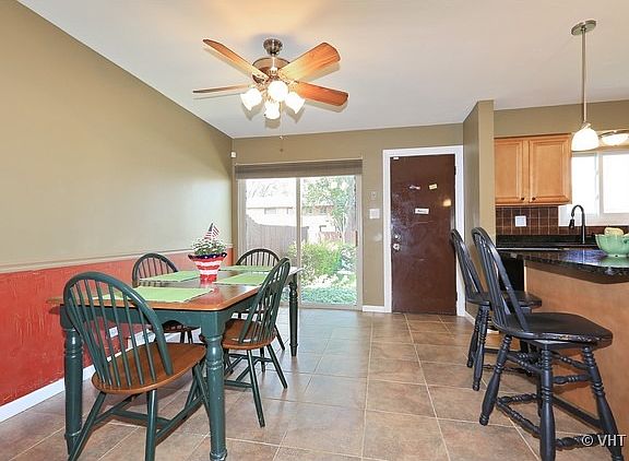 4th image of 1S116 Stratford Ln