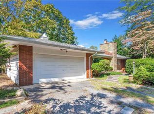 45 Ingersoll St, Huntington Station, NY 11746