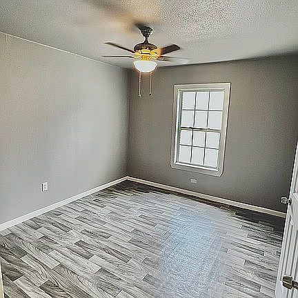 4th image of 711 N 13th Ave