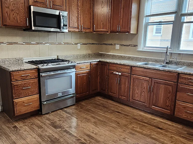 2032 N Kostner Ave #3 — Photo 14