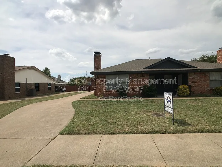 7041 Crosstimbers Ln — Photo 2