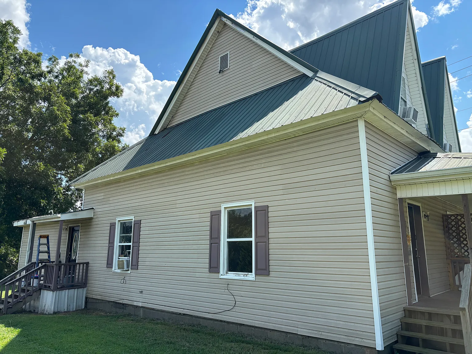 2 bed, 1200 sqft, $1,450 — Photo 2