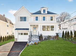 306 Hunter St, Mamaroneck, NY 10543