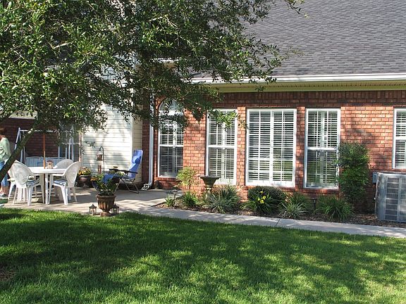 3rd image of 115 Biltmore Dr