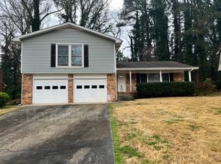 2079 Troutdale Dr, Decatur, GA 30032