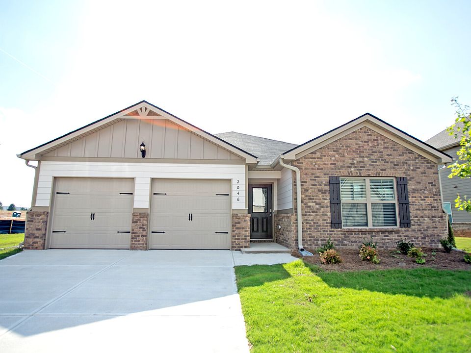 1st image of 111 Woodlands Dr #Sey9r0