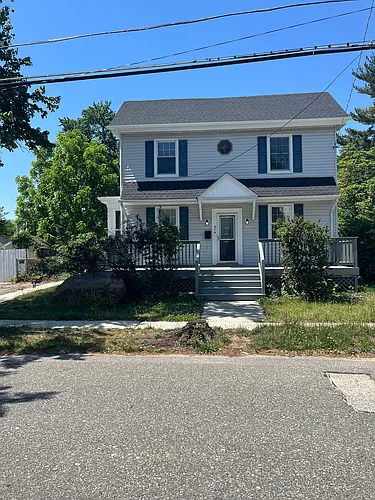 216 Broad St Photo 1