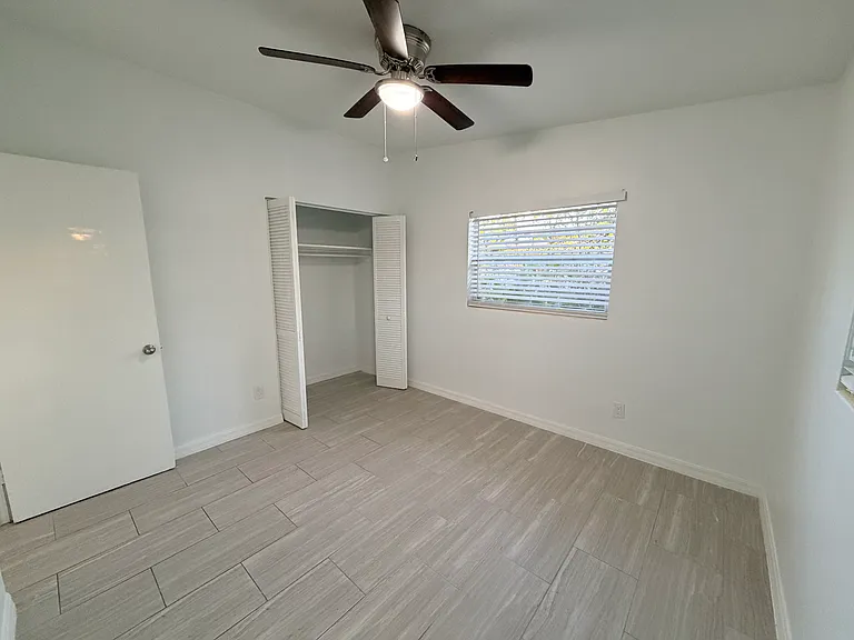 1718 Colton Dr #C — Photo 13