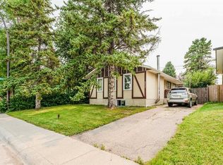 6823 N 4th Ave SE, Calgary, AB T2A 3V3