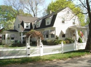 87 Howard St, Reading, MA 01867