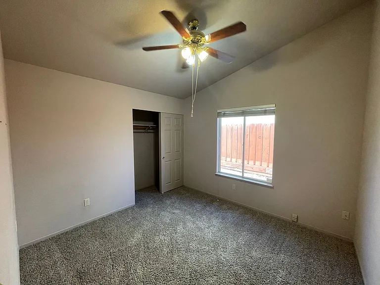 4909 Sun Valley Dr — Photo 10