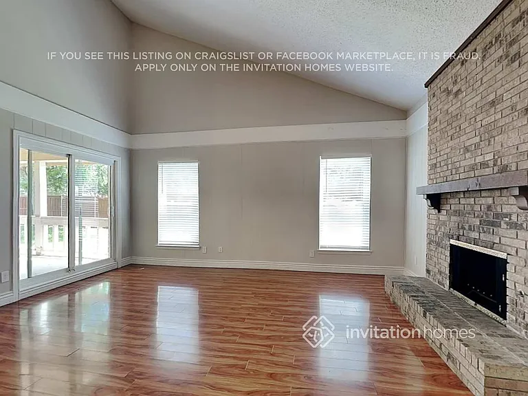 3109 Laurel Ln — Photo 4