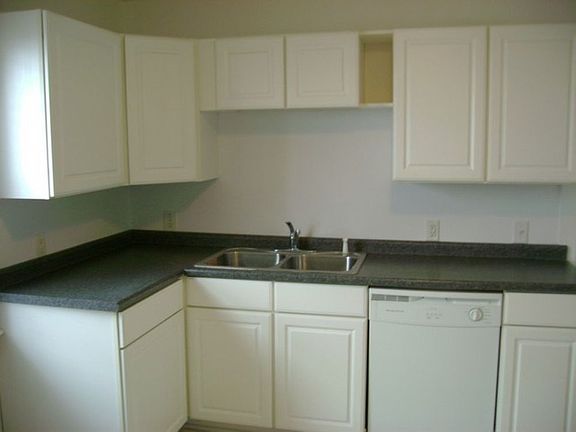 3rd image of 1232 W Ocean View Ave #A