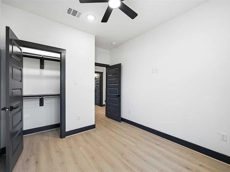 4630 Edfield St #B — Photo 16