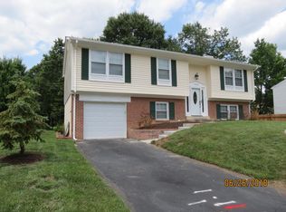 7220 Bona Vista Ct, Springfield, VA 22150