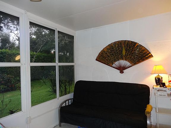 3rd image of 5937 Cocowood Ct