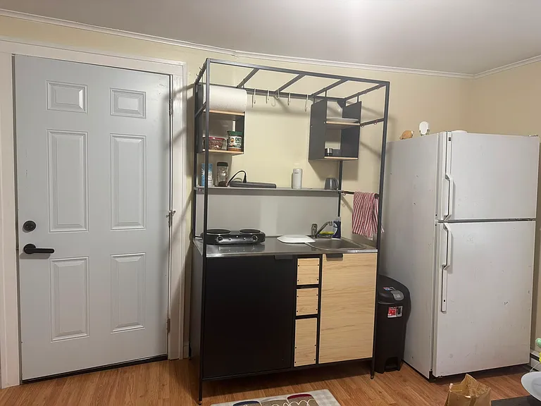 23 Grace Ave #1 — Photo 6