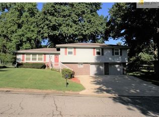 2710 Broadway Ter, Leavenworth, KS 66048