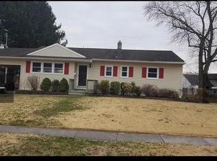 27 Fairmount Dr, Glassboro, NJ 08028