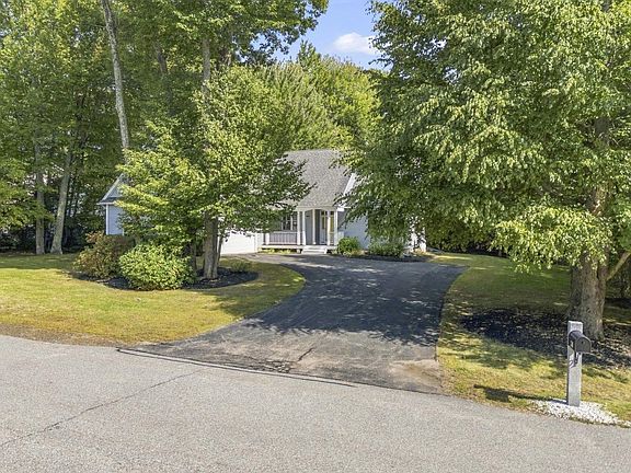 4th image of 34 Stonewall Drive