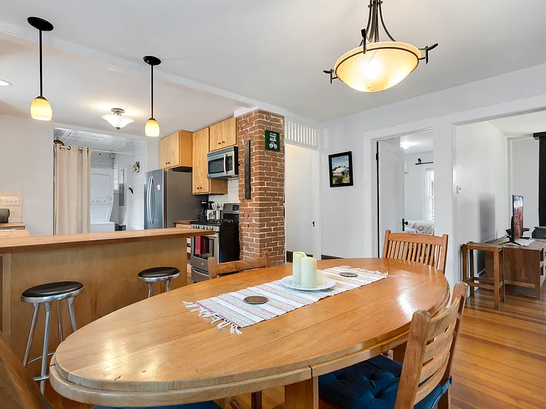 215 N Sherwood St — Photo 11