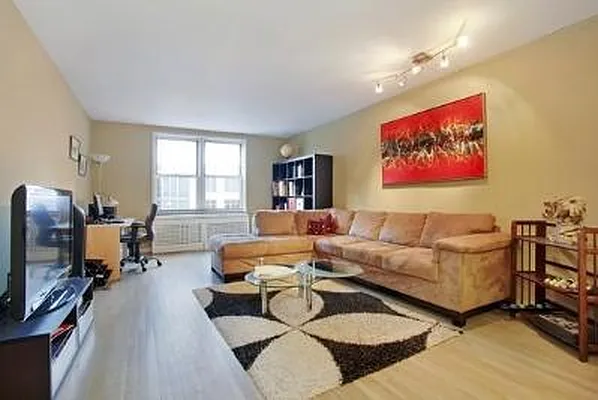 Rented by Nest Seekers International | media 13