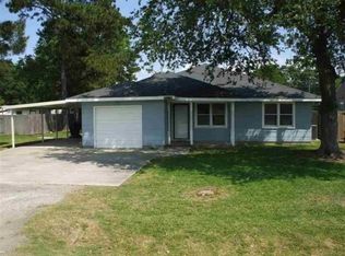 6974 32nd St, Groves, TX 77619