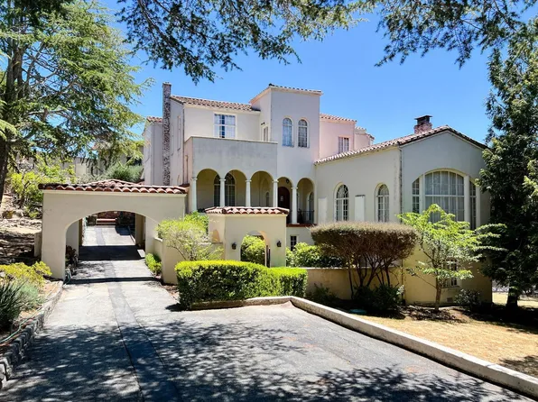 1101 Black Mountain Rd, Hillsborough, CA 94010