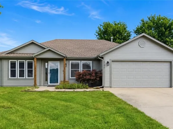 2104 Cherokee Dr, Greenwood, MO 64034