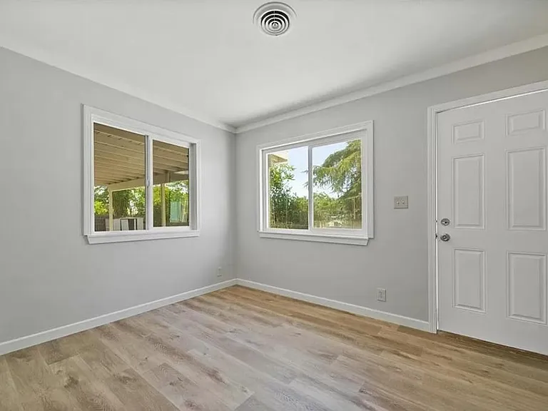 2nd of 2 joining rooms