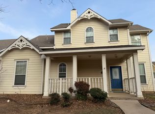 1026 Elm Dr, Aubrey, TX 76227