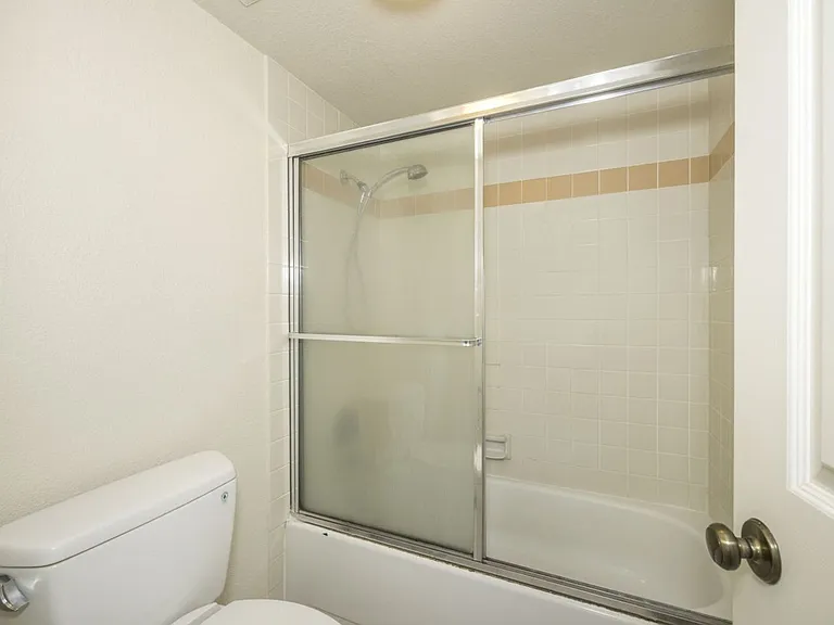 185 Forest Ave #4A — Photo 15