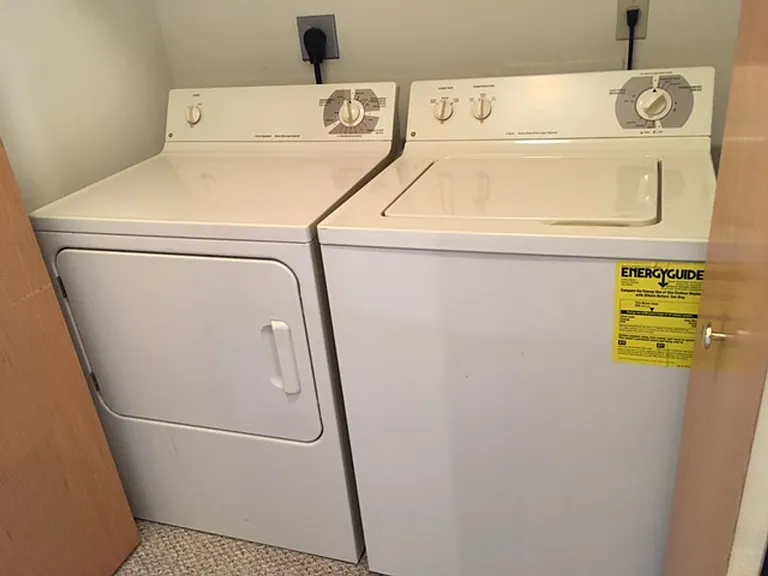 Seminole Woods Apartments — Photo 42