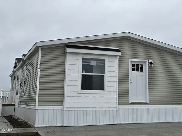 27484 Oregon Rd #144, Perrysburg, OH 43551