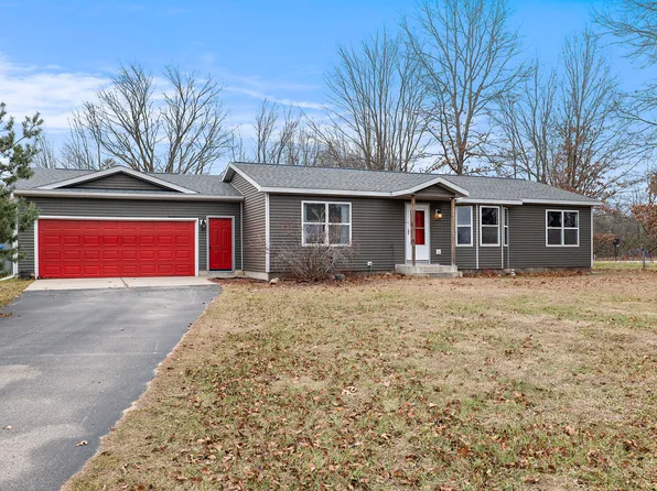 485 Engelaire Ct NW, Sparta, MI 49345
