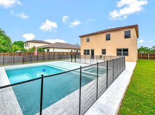 2382 SE 3rd St, Homestead, FL 33033