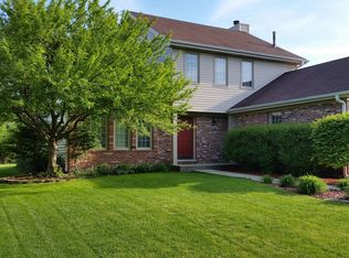 793 Wheatland Ln, Bolingbrook, IL 60490