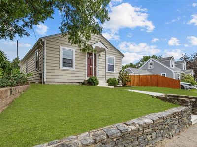 249 Whitford Ave, Providence, RI, 02908
