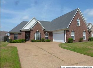8473 Windsor Ln, Southaven, MS 38672