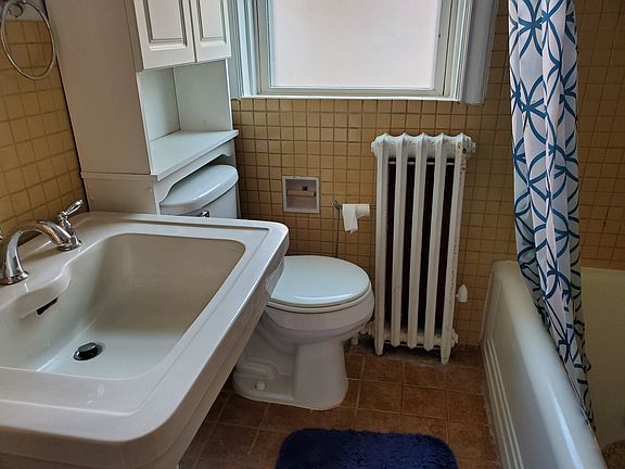 2nd image of 7732 Gannon Ave